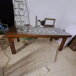 Dining Tables With Mirror