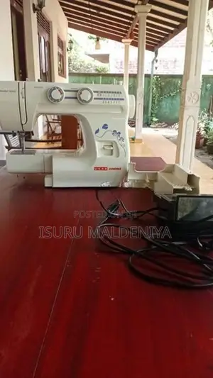 Electronic Sewing Machine