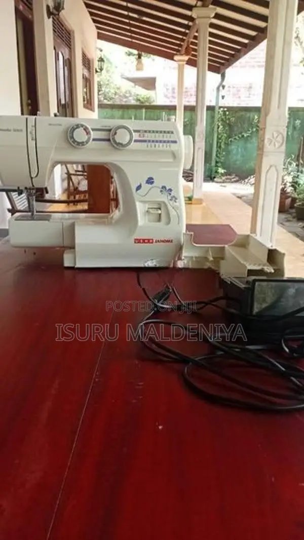 Electronic Sewing Machine