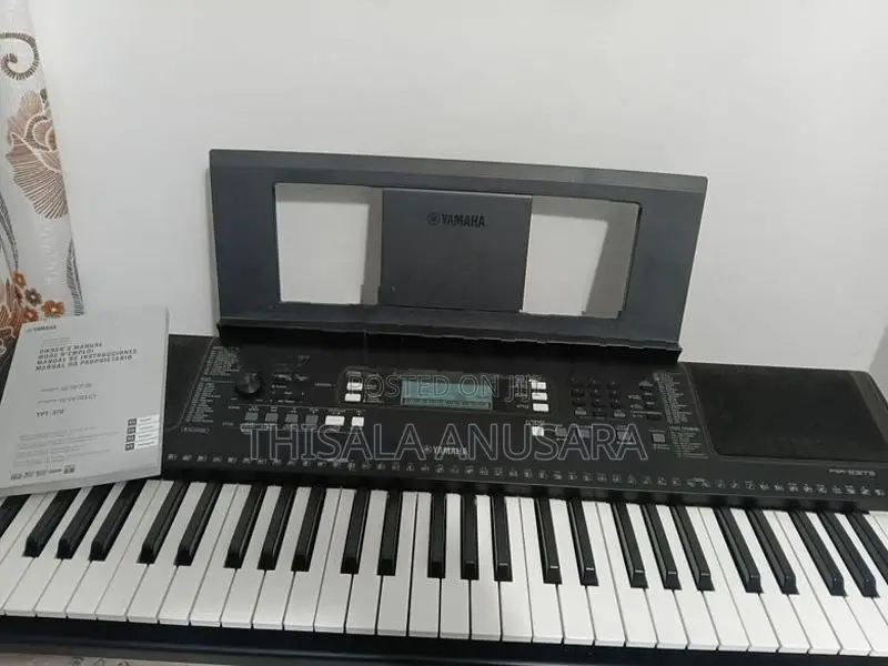 Yamaha PSR E-373