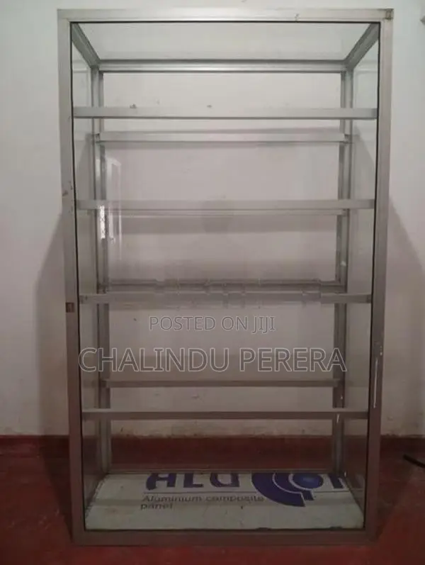 Aluminium-Framed Glass Display
