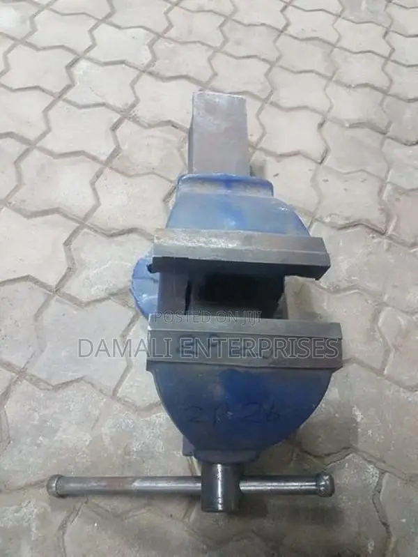 Dadu Adu