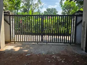 Gate Slide
