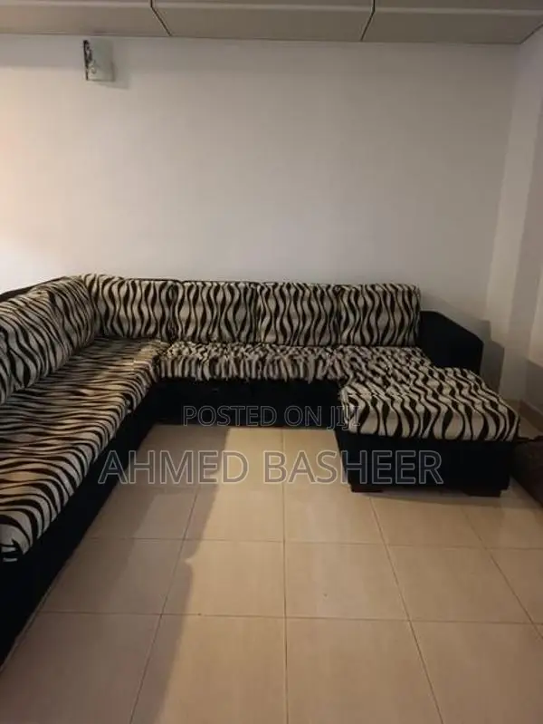 Piyestra U-Shaped Sofa Set