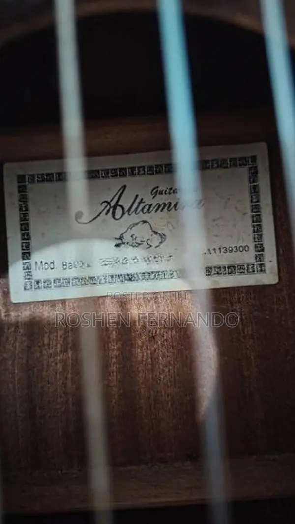 Altamira Spanish Classical Guitar