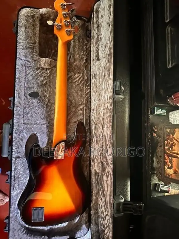 Fender Ultra Jazz Bass V