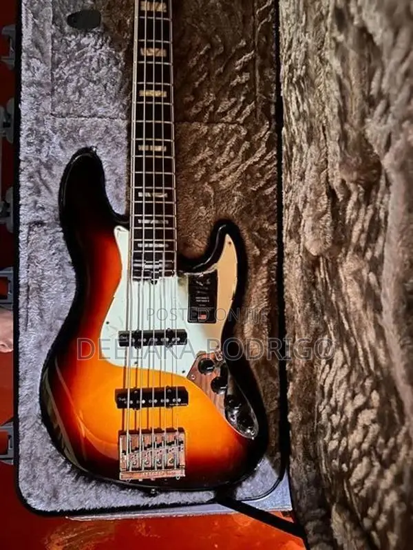 Fender Ultra Jazz Bass V