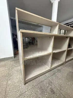 Melamine Show Case