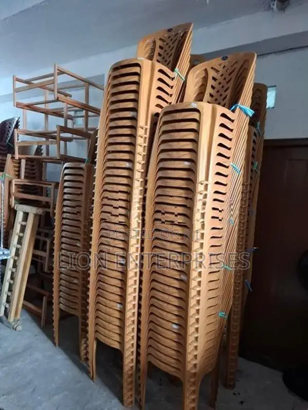 Wholesale Plastic dining chairs