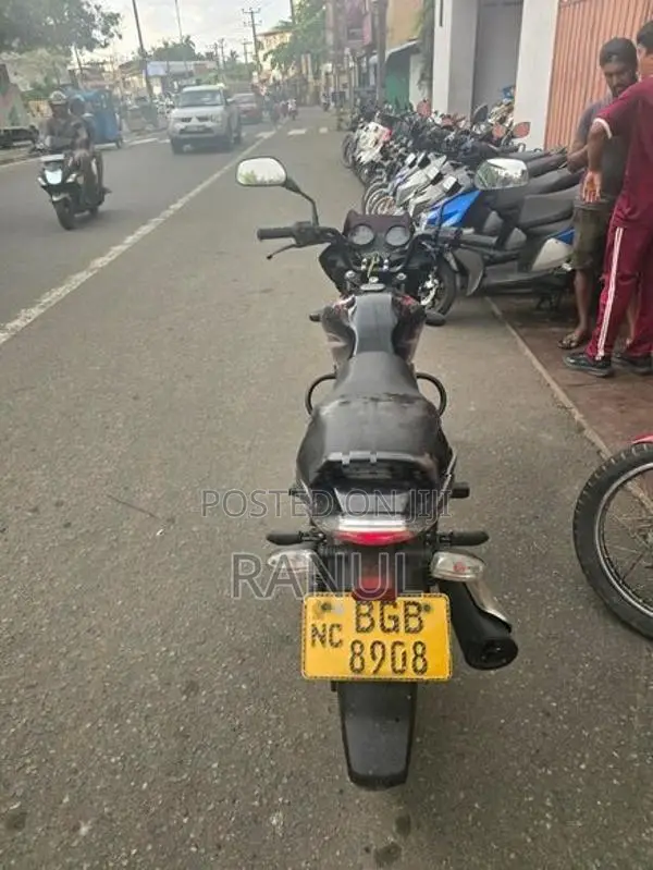 Bajaj Discover 125 2018