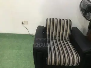 Singer Box Sofa