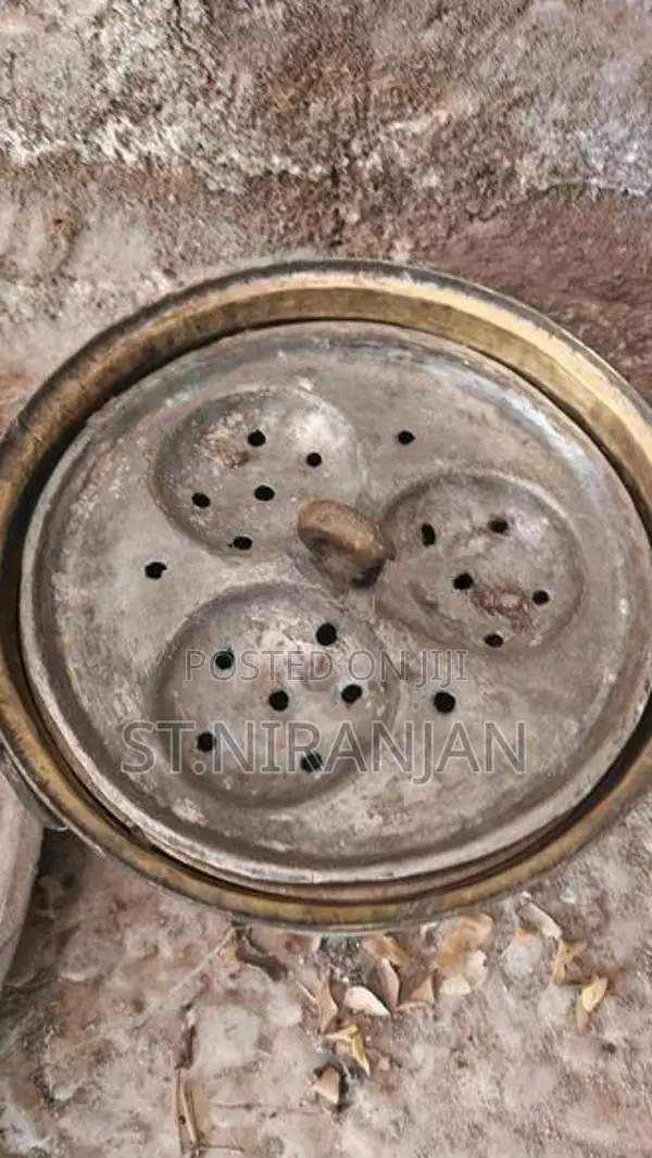 Antic Idli Pot