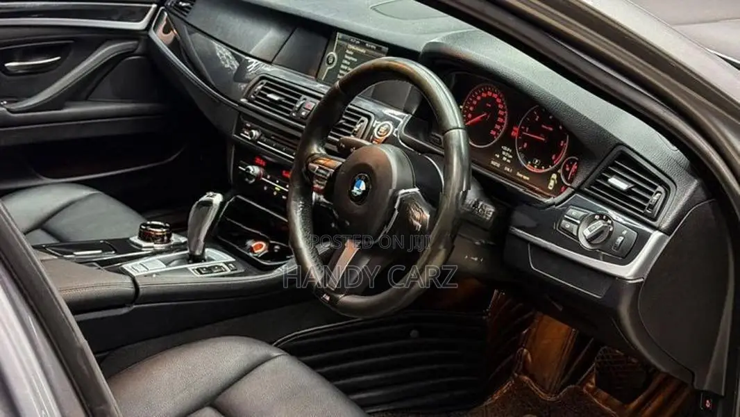 BMW 520d F10 2012