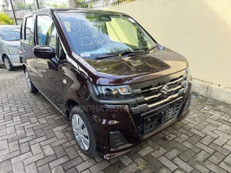 Suzuki Wagon R custom ZL 2025
