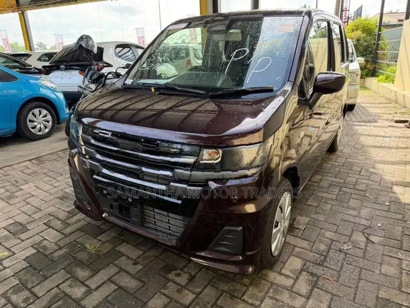 Suzuki Wagon R custom ZL 2025