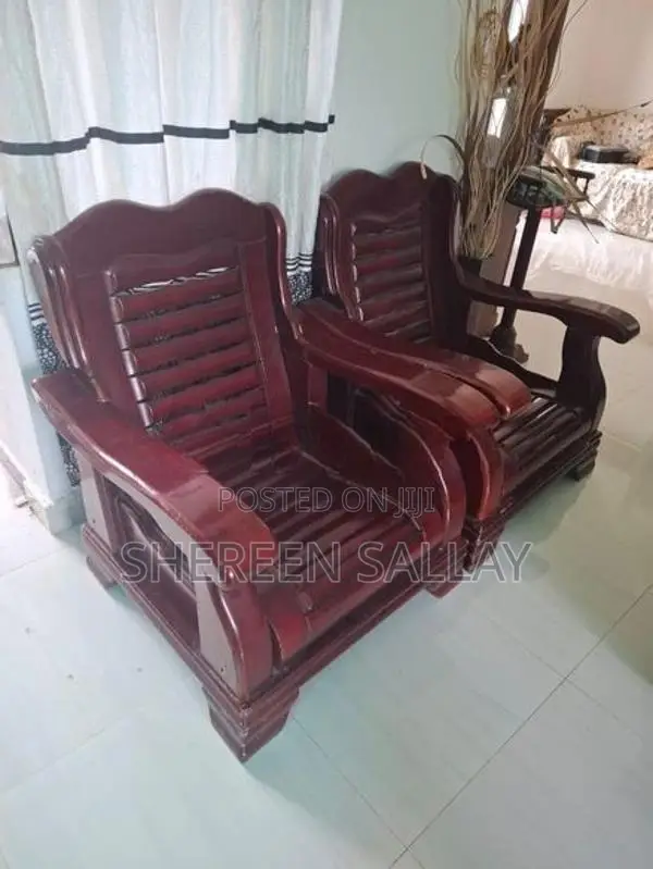 Elegant Italian Sofa Set