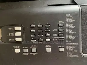 Yamaha PSR 363 Keyboard
