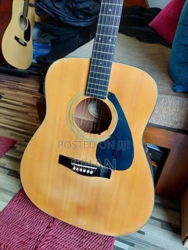 Yamaha FG 411 Vintage Acoustic Guitar