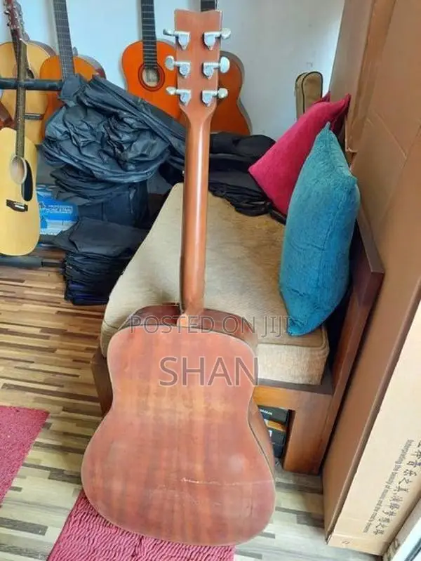 Yamaha FG 411 Vintage Acoustic Guitar