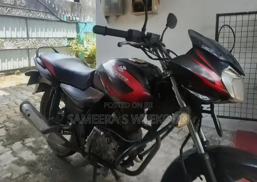 Bajaj Discover 2010
