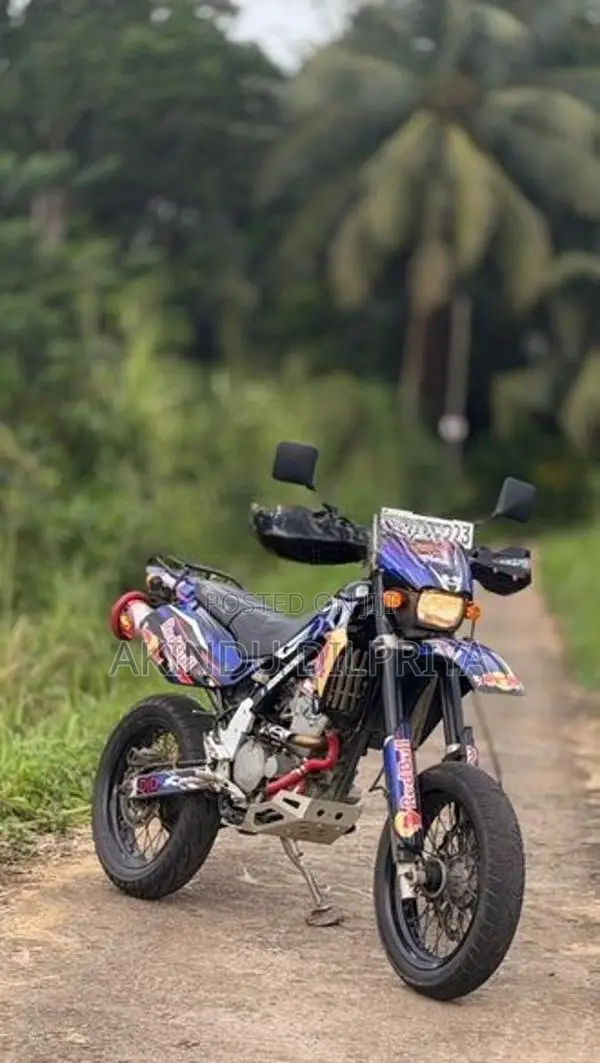 Kawasaki D Tracker 2024