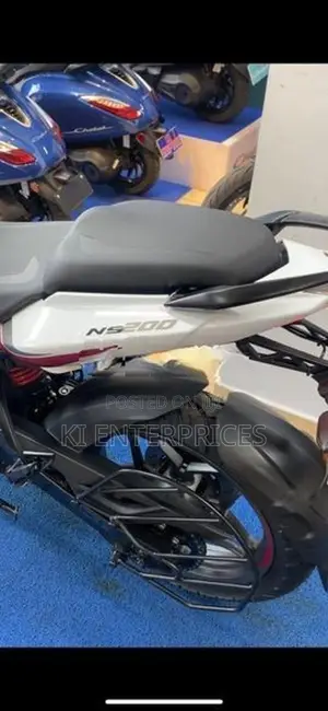 Bajaj Pulsar NS200 2026