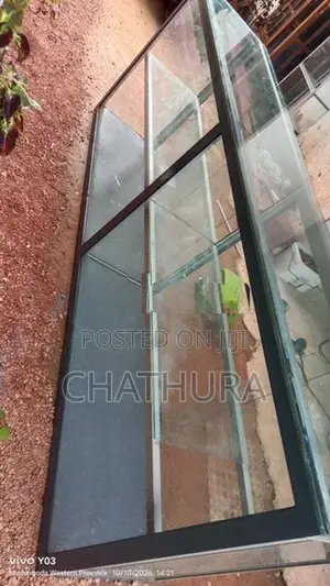 Aluminium Show Case