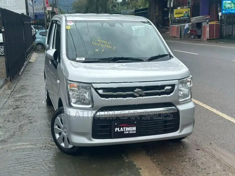 Suzuki Wagon R FX 2025