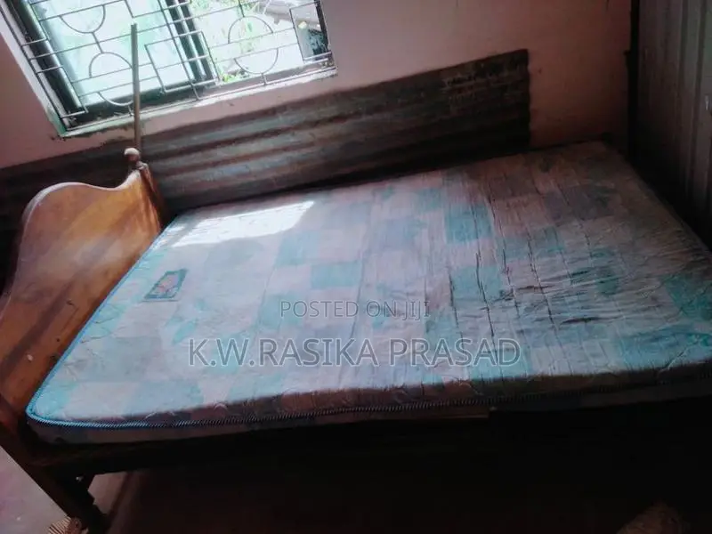 Wooden Teak Bed Piyestra Cool Foam Mattress