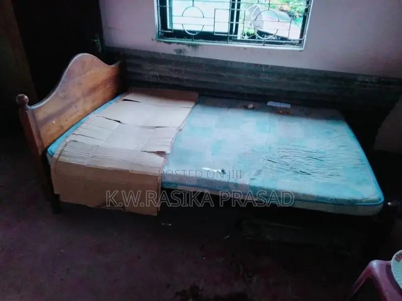Wooden Teak Bed Piyestra Cool Foam Mattress