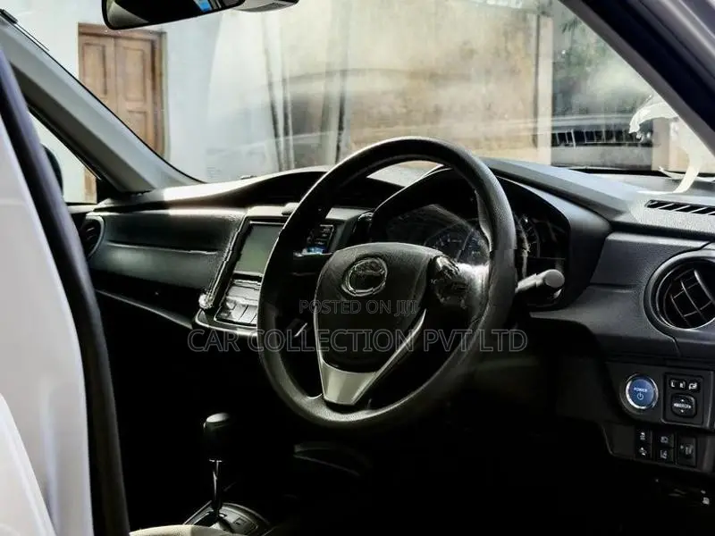 Toyota Axio G GRADE 2023
