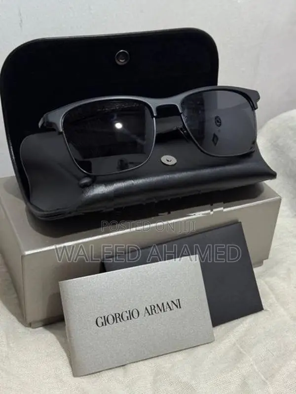 Giorgio Armani 7262 Specs