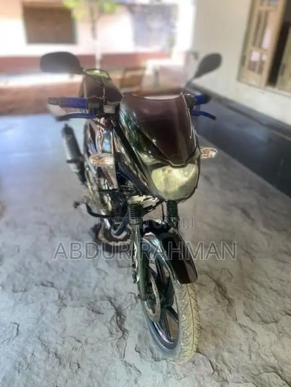 Bajaj Pulsar 150 2011