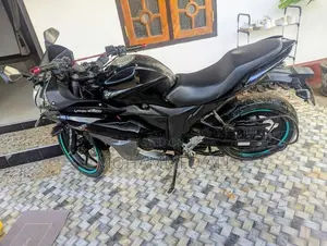 Suzuki Gixxer SF 2016