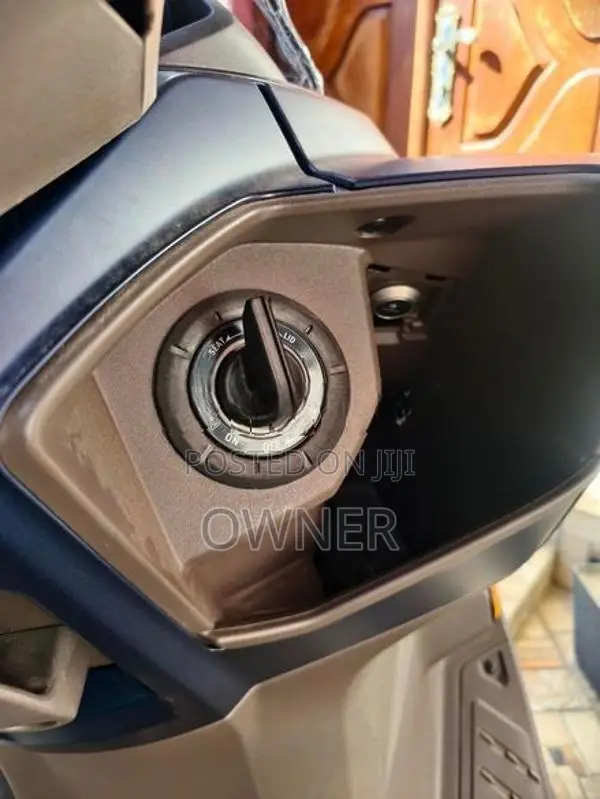 Suzuki Burgman 125 Street Smart Key 2026
