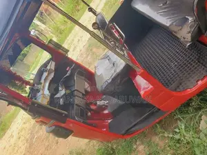 Bajaj RE AAT 2014