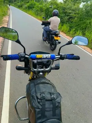 Bajaj CT100 2016