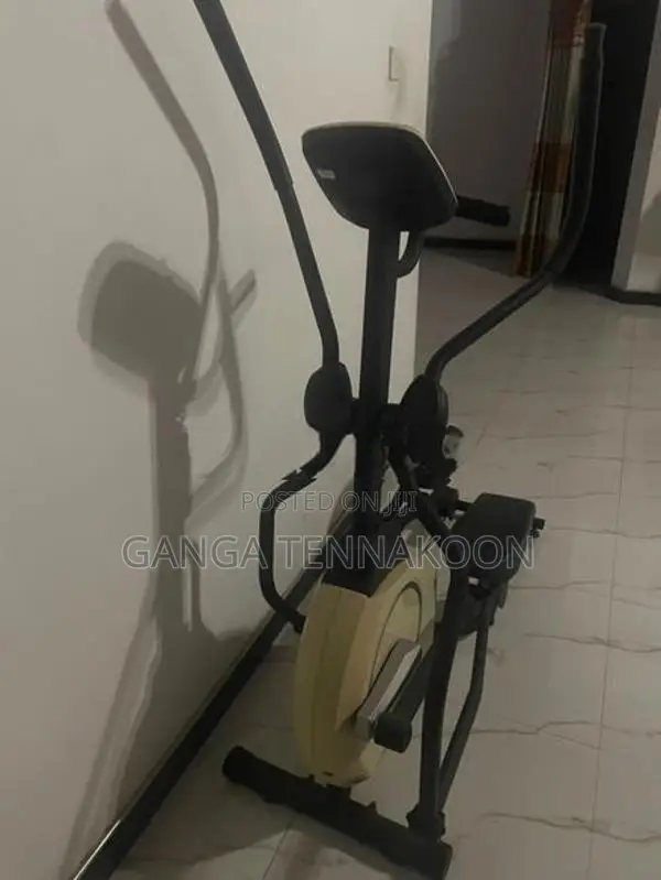 Exercise Machine - Fitness / Gym