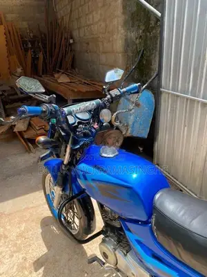 Bajaj CT100 2004