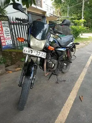 Bajaj Platina 125 Kick/ Electric 2011
