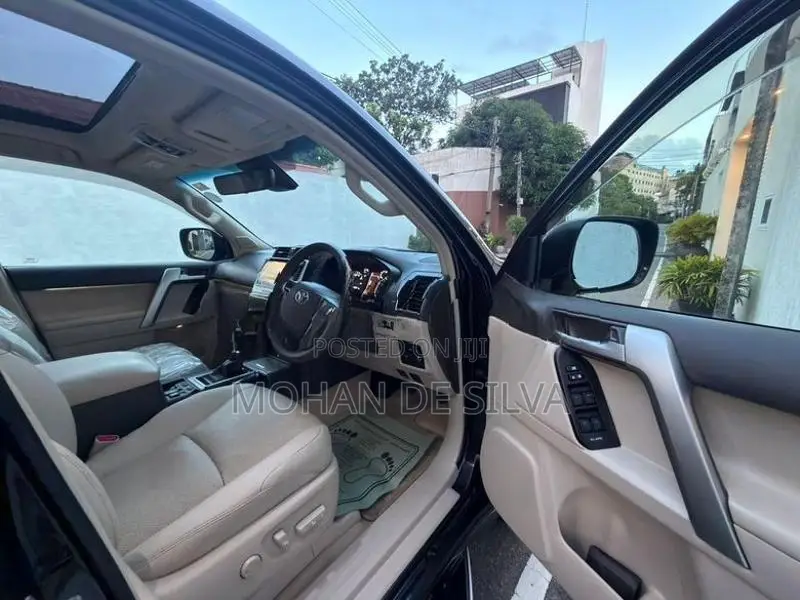 Toyota Land Cruiser Prado TX 2020