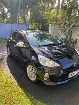 Toyota Aqua 2013