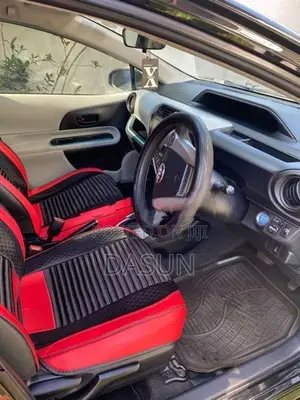 Toyota Aqua 2013