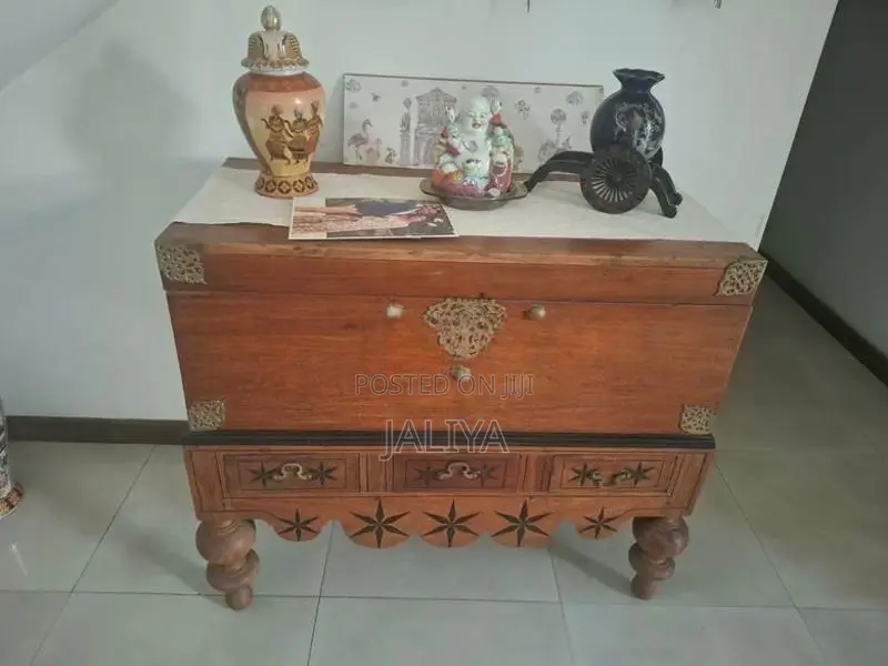 Antique Furniture Set
