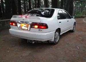 Nissan Sunny FB14 1996