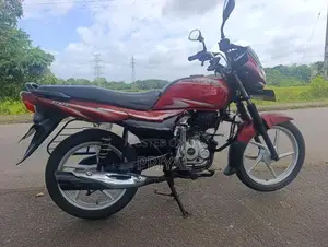 Bajaj Platina 100 ES 2016