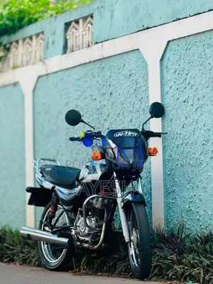 Bajaj CT100 2008