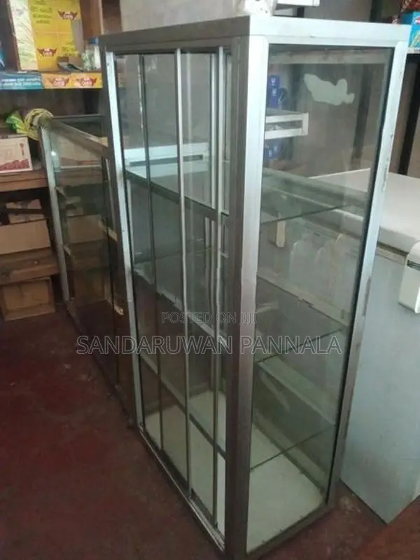 Showcase එකක් (Yakkala)