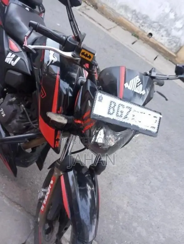 TVS Apache RTR 200 Racing Edition 2018