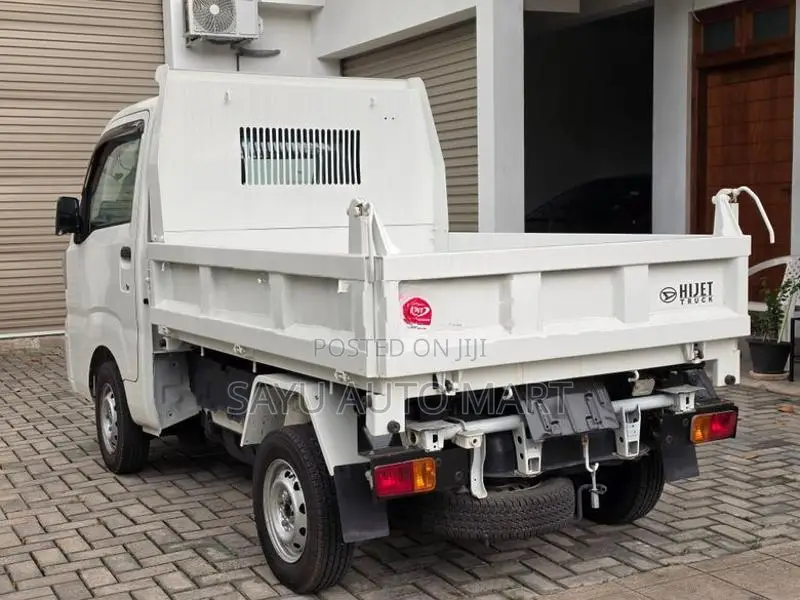 Daihatsu Hijet Dump Truck (Tipper) 2022